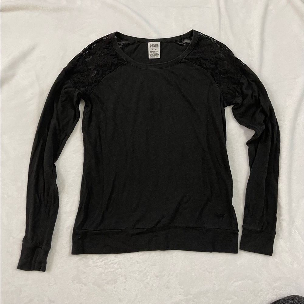 Black long sleeve lace shoulder